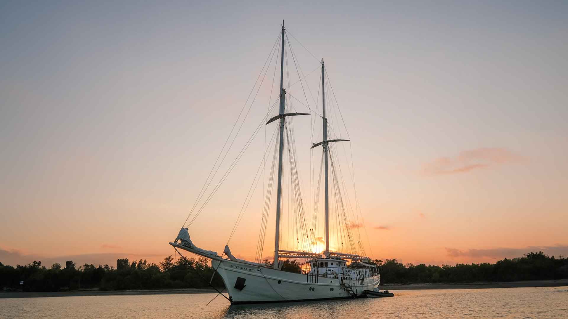 Asia Global Yachting (AGY) Premium Bespoke Yatch Charters, Sales, New Builds, Management & More Dscf2216