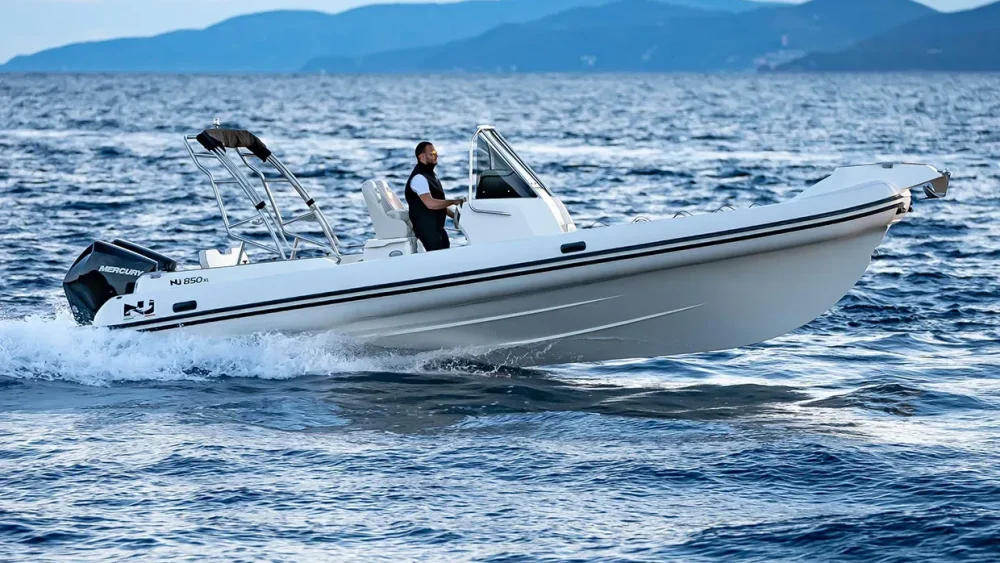 Asia Global Yachting (AGY) Yacht Charter, Sales, Magagement & More Nuova Jolly Marine 2022 Nj850 Xl Njday 2022 Nj850xl 150