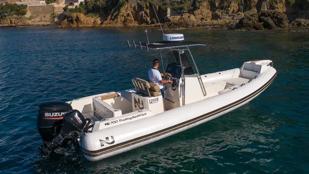 Asia Global Yachting (AGY) Yacht Charter, Sales, Magagement & More Nuova Jolly Marine Nj700 Seafish Trolling 5 Suzuki