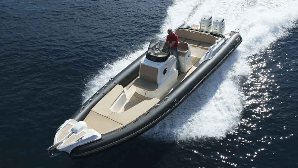 Asia Global Yachting (AGY) Yacht Charter, Sales, Magagement & More Prince 30
