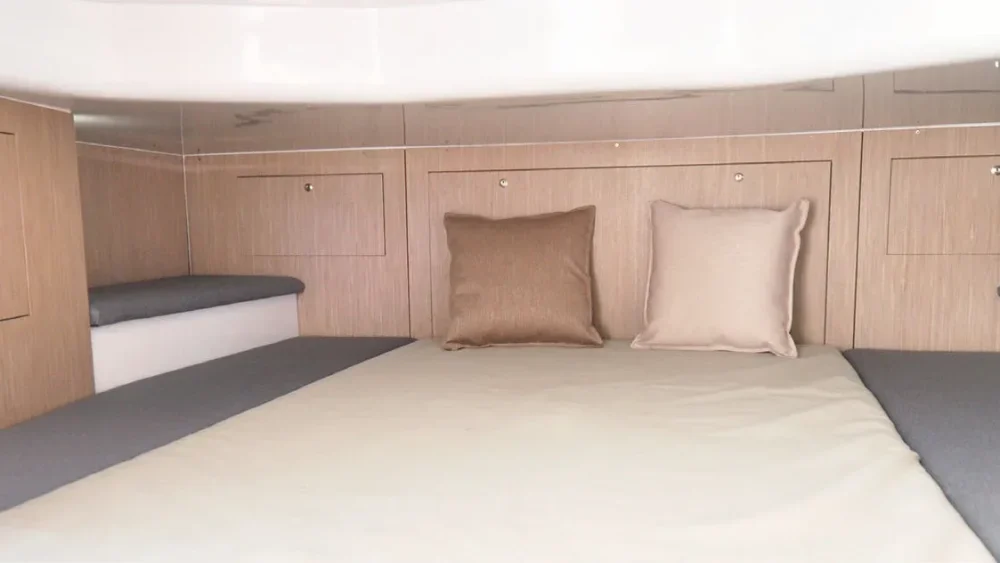 Asia Global Yachting (AGY) Yacht Charter, Sales, Magagement & More Prince 43 Luxury Cabin G1