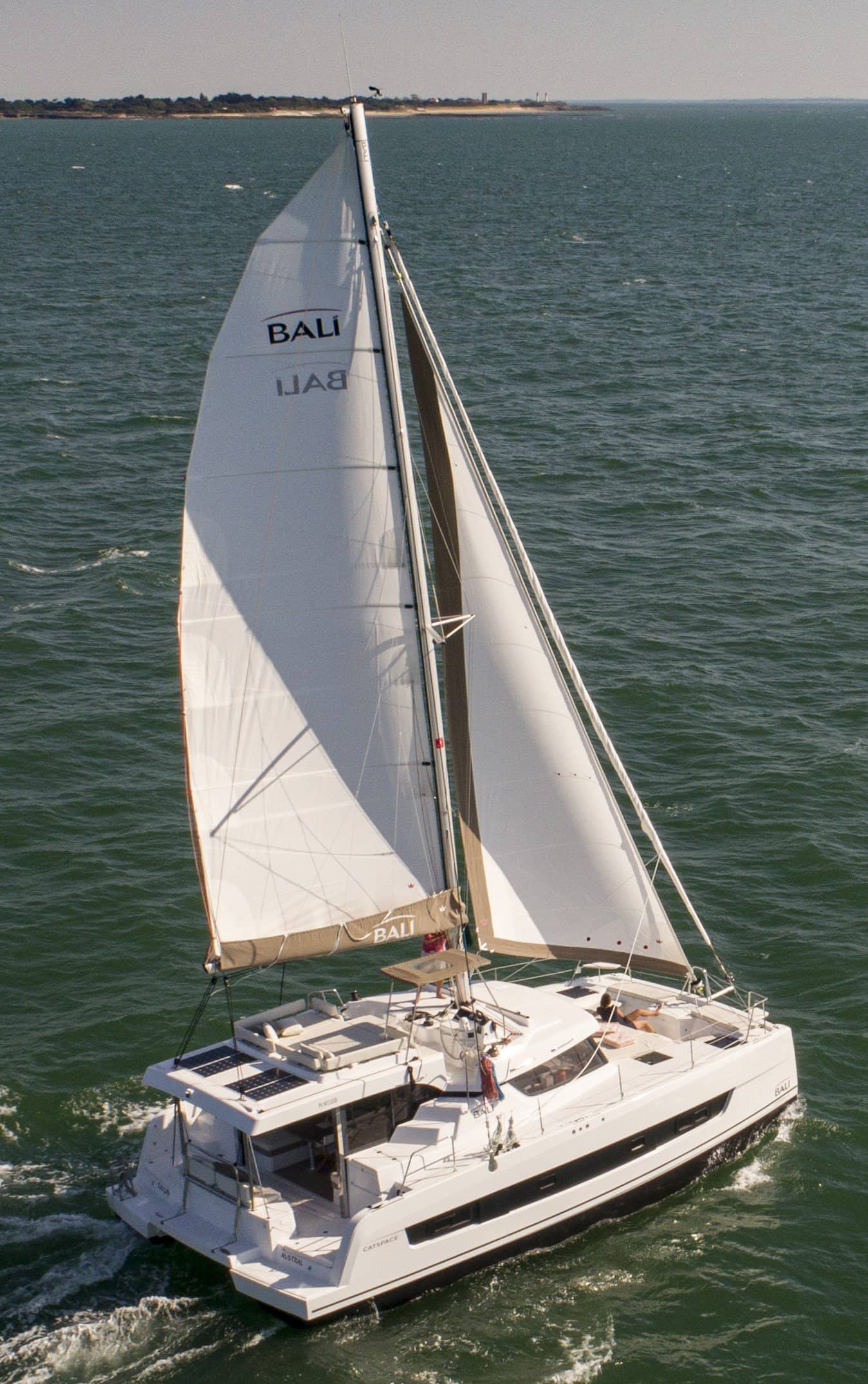 Asia Global Yachting (AGY) Premium Bespoke Yatch Charters, Sales, New Builds, Management & More Chantier Bali : Catamaran Catspace