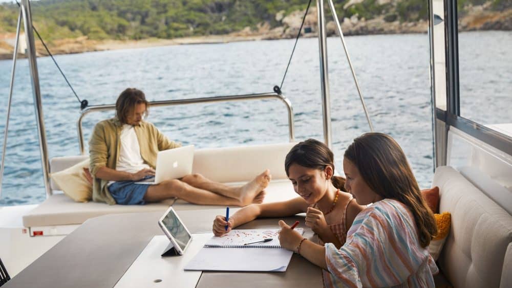 Asia Global Yachting (AGY) Premium Bespoke Yatch Charters, Sales, New Builds, Management & More Copie De 01 Lifestyle 8o2a0114 1
