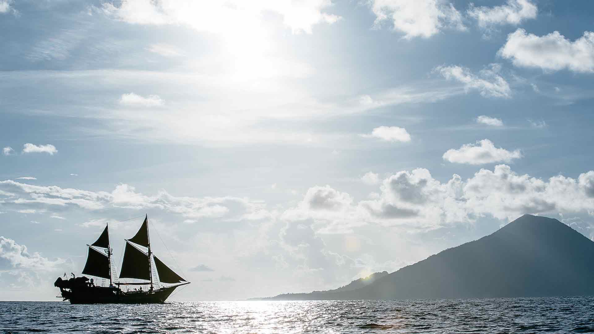 Asia Global Yachting (AGY) Premium Bespoke Yatch Charters, Sales, New Builds, Management & More Manta Mae 8