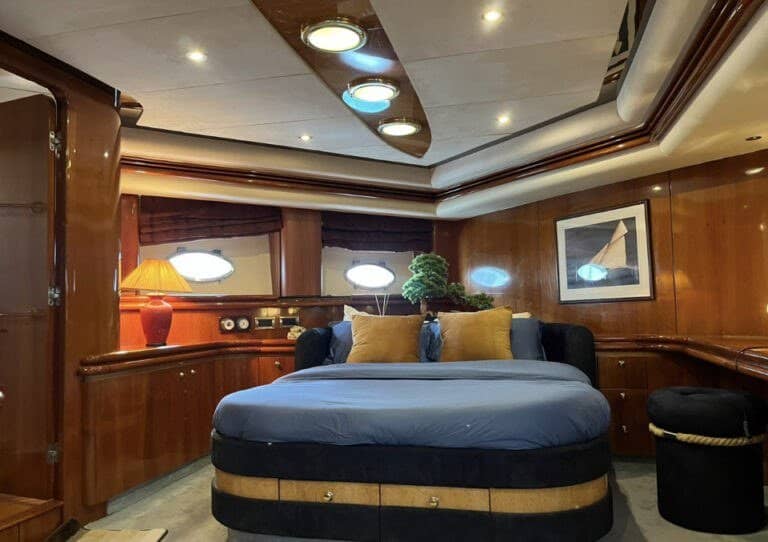 Asia Global Yachting (AGY) Premium Bespoke Yatch Charters, Sales, New Builds, Management & More Sunseeket 80 Langkawi 008 1 768x542