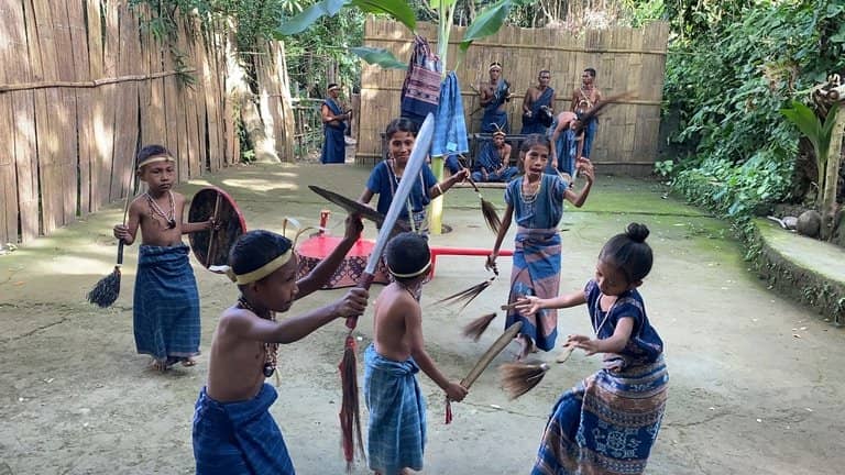 LESSER SUNDA ISLANDS local tribes showing weaving culture