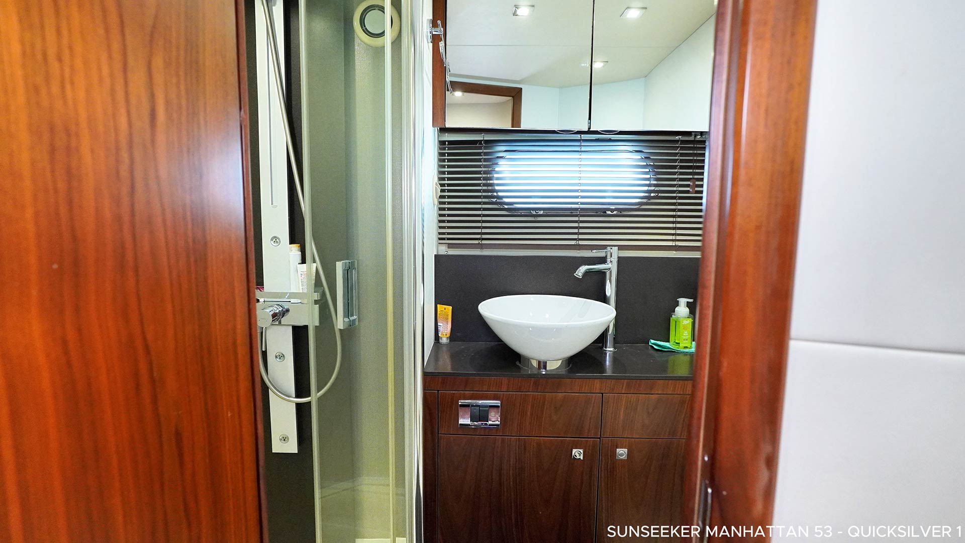 Asia Global Yachting (AGY) Luxury Yacht Charters in Thailand, Indonesia and Japan Master Cabin Ensuite