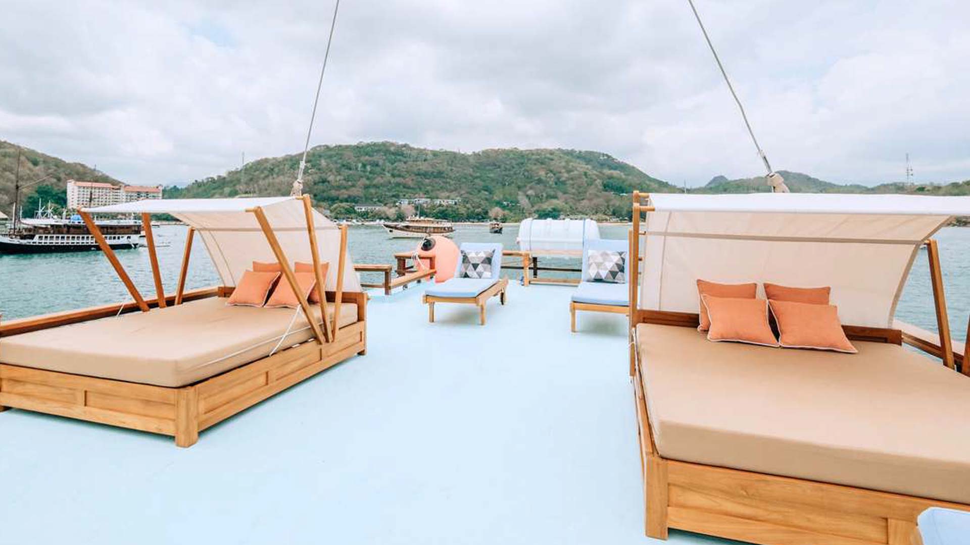 Asia Global Yachting (AGY) Luxury Yacht Charters in Thailand, Indonesia and Japan 11