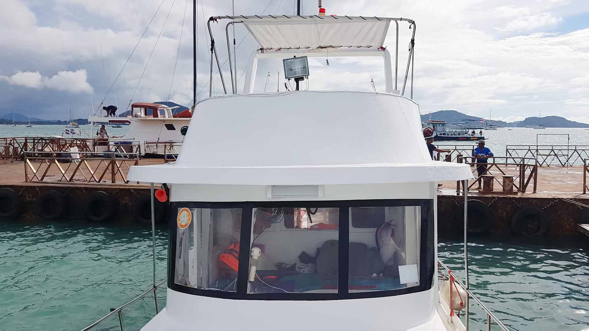 Asia Global Yachting (AGY) Luxury Yacht Charters in Thailand, Indonesia and Japan 09