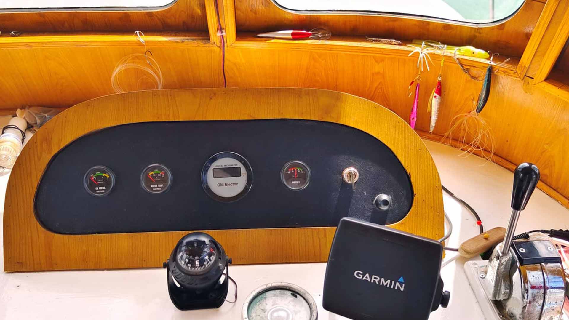 Asia Global Yachting (AGY) Luxury Yacht Charters in Thailand, Indonesia and Japan 13b